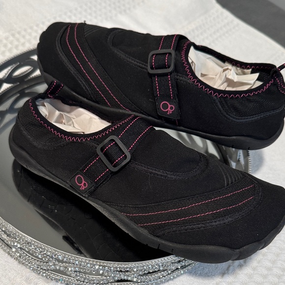 OP Black Shoes with Pink Accents - Picture 1 of 11